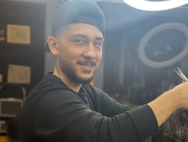 Raymond, barber at Uppercuts Maple Ridge